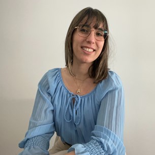 Alejandra DĂaz