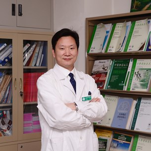 Jilong Yang, Sr